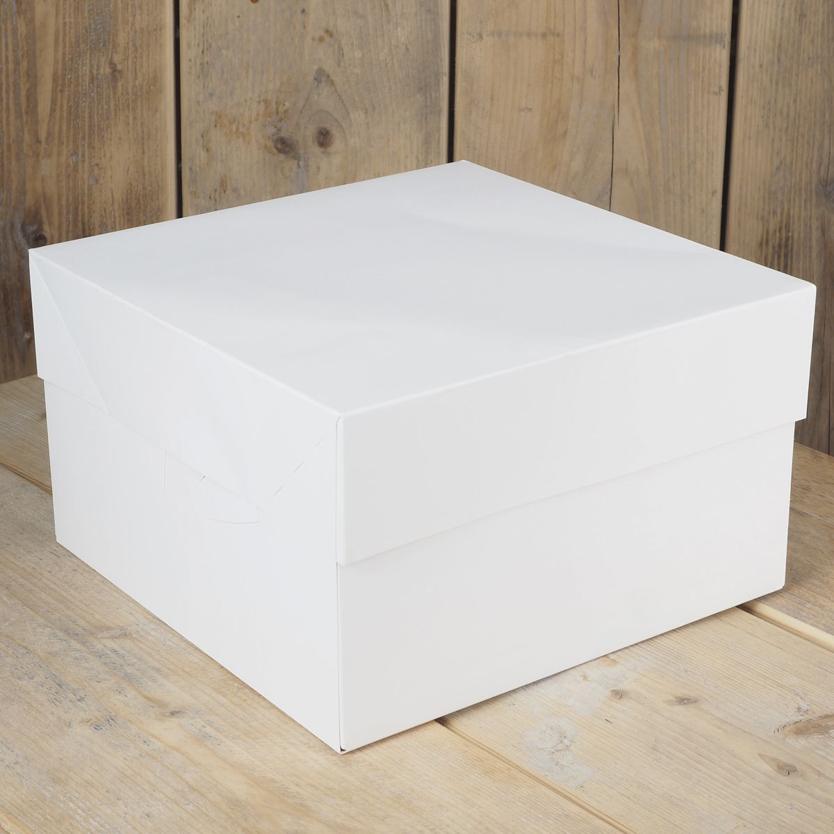 FUNCAKES CAKE BOX - WHITE - 20X20X15CM- PK 1